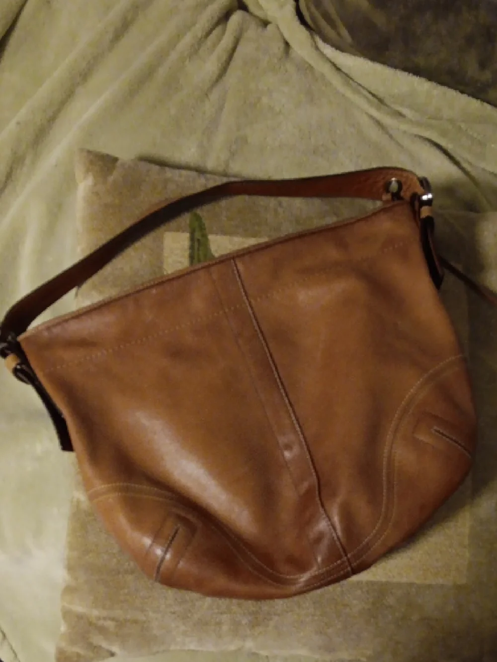 COACH Soho Hobo In Chestnut - Picture 2 of 10